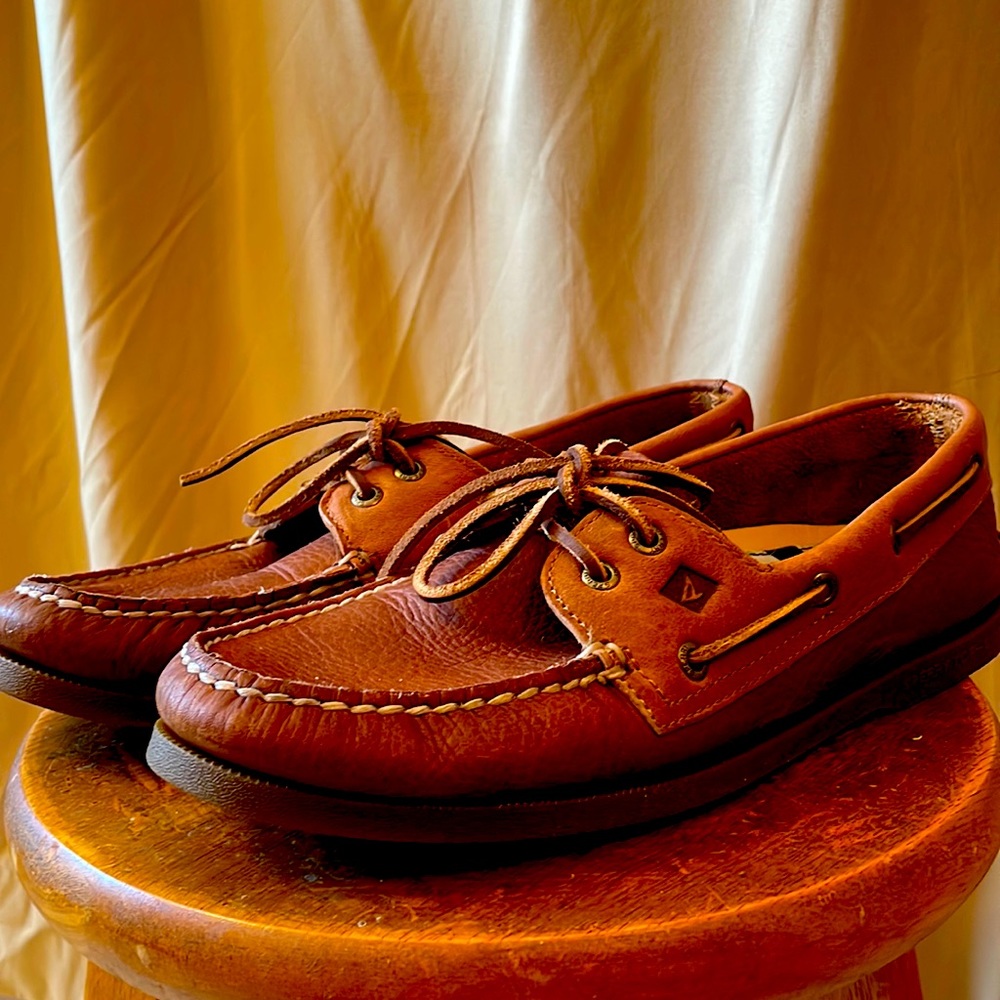 Sperry Top-Sider. Size: 9.5- 10.5. Color: Brown. Authentic Leather Shoes.